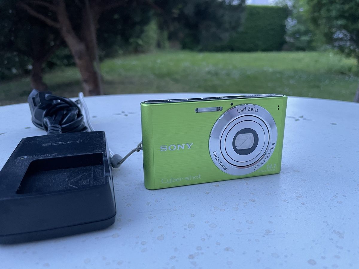 Sony Fotocamera: Sony Cybershot DSC-W320 Digital Kamera – Usato da Zürich venduto da semi16