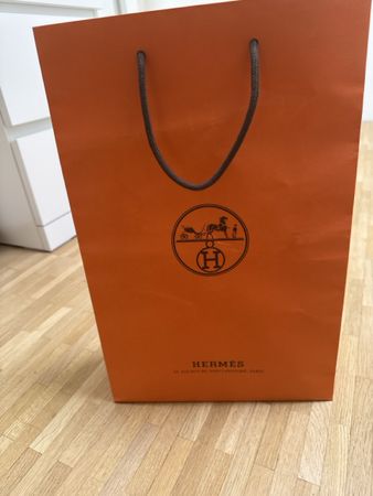 Hermes Papiertüte / Tragetasche