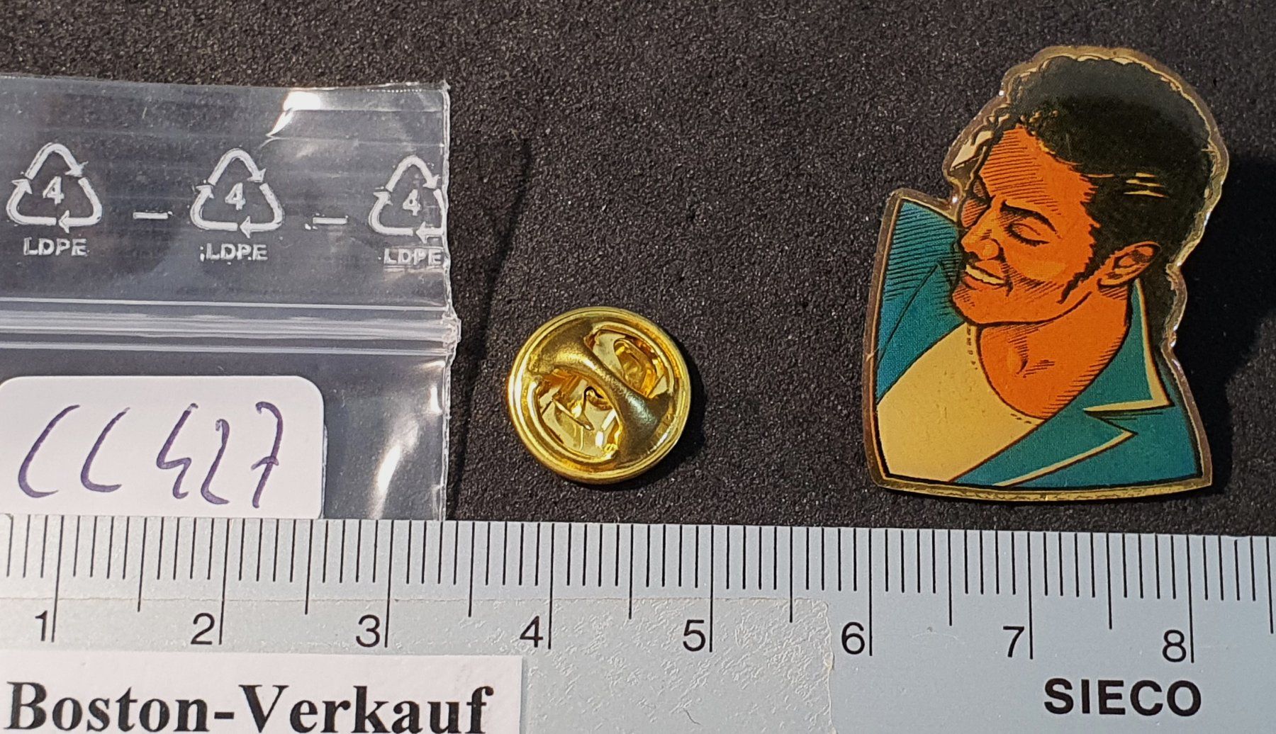 Placchette & Badge: CC427 - Pin Michael Jackson – Usato da Reinach BL venduto da Boston-Verkauf 1