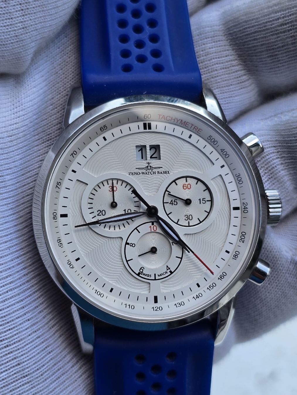 Zeno Uhren: ZENO WATCH BASEL big date  CHRONOGRAPHE  – Gebraucht aus Grand-Lancy von Montre-Swiss 4
