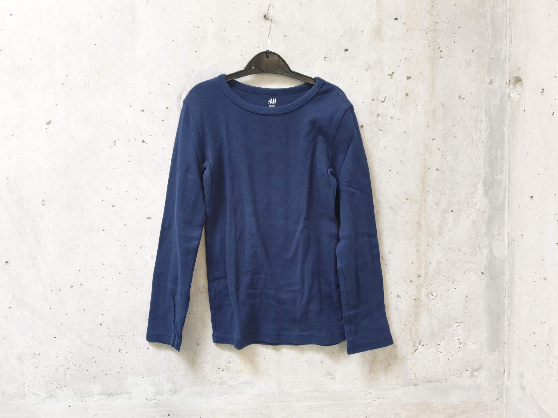 H&M Camicie, T-shirt & Polo: T-shirt manches longues basic H&M, garçon, taille 122/128 – Usato da Fribourg venduto da fripons