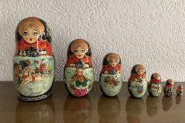 Babuschka Figuren 7- teilig handgemalt guter Zustand