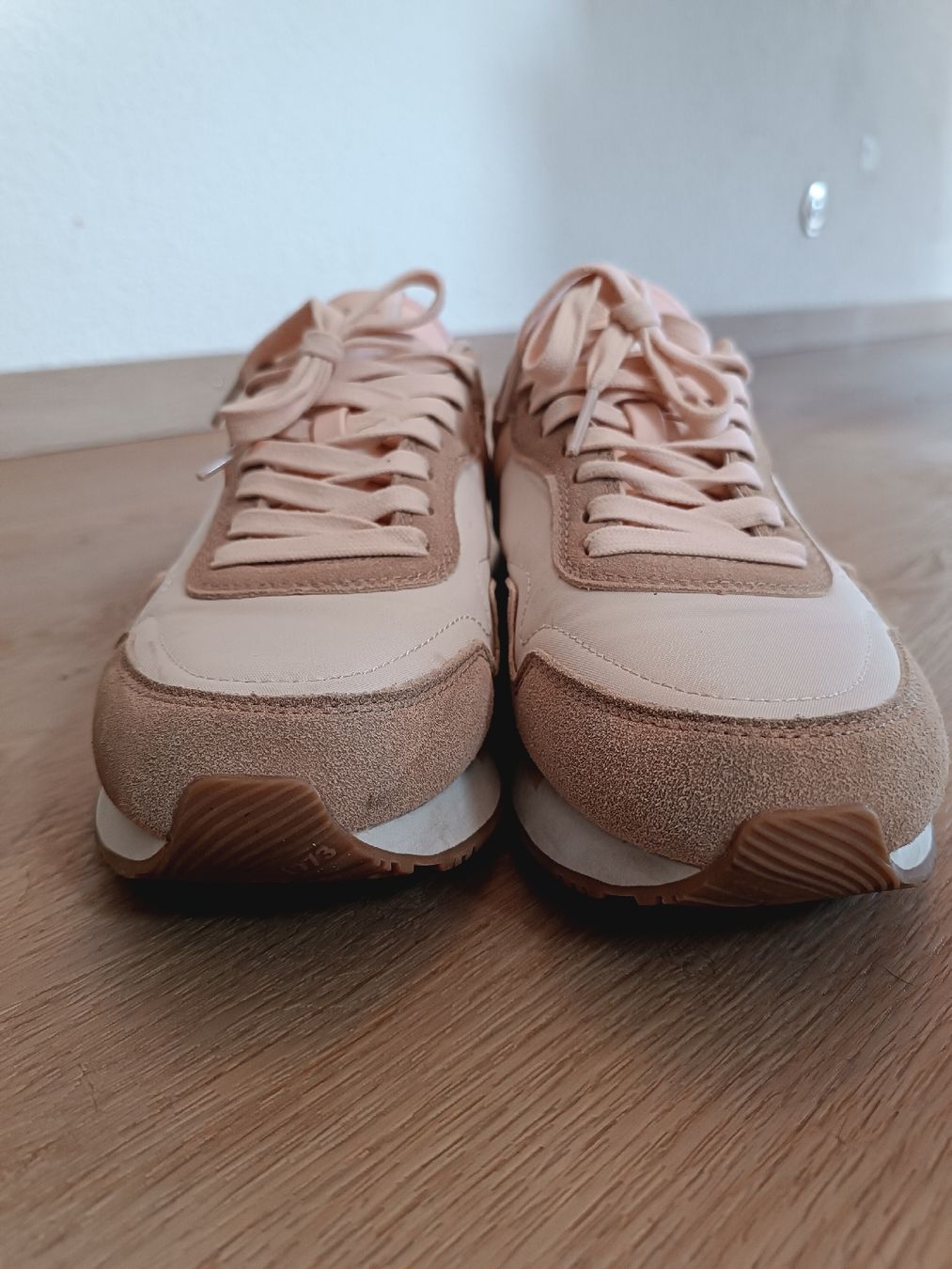 Pepe Jeans Scarpe da donna: Sneakers Pepe Jeans  41 – Usato da Arbedo venduto da cuc_8zbh 1