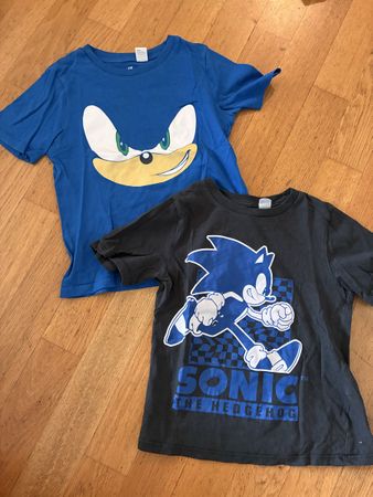 Zwei Sonic Tshirts Gr. 110/116