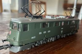 Lima H0 8046L: SBB Elektrolok Ae 6/6 Sissach, mit Licht, DC