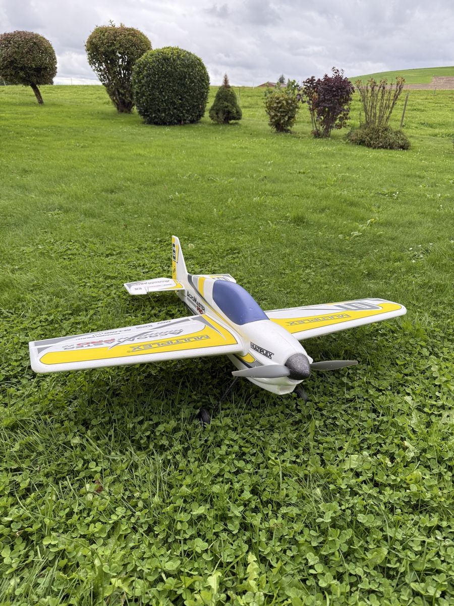Multiplex RC Modellbau: Multiplex Acromaster Pro – Gebraucht aus Ortschwaben von J93R