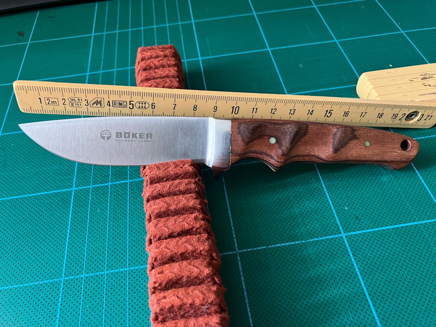 Accessori: Böker Integral Messer mit Lederscheide neu – Nuovo e nell'imballaggio originale da Niedergösgen venduto da Ibex56 7