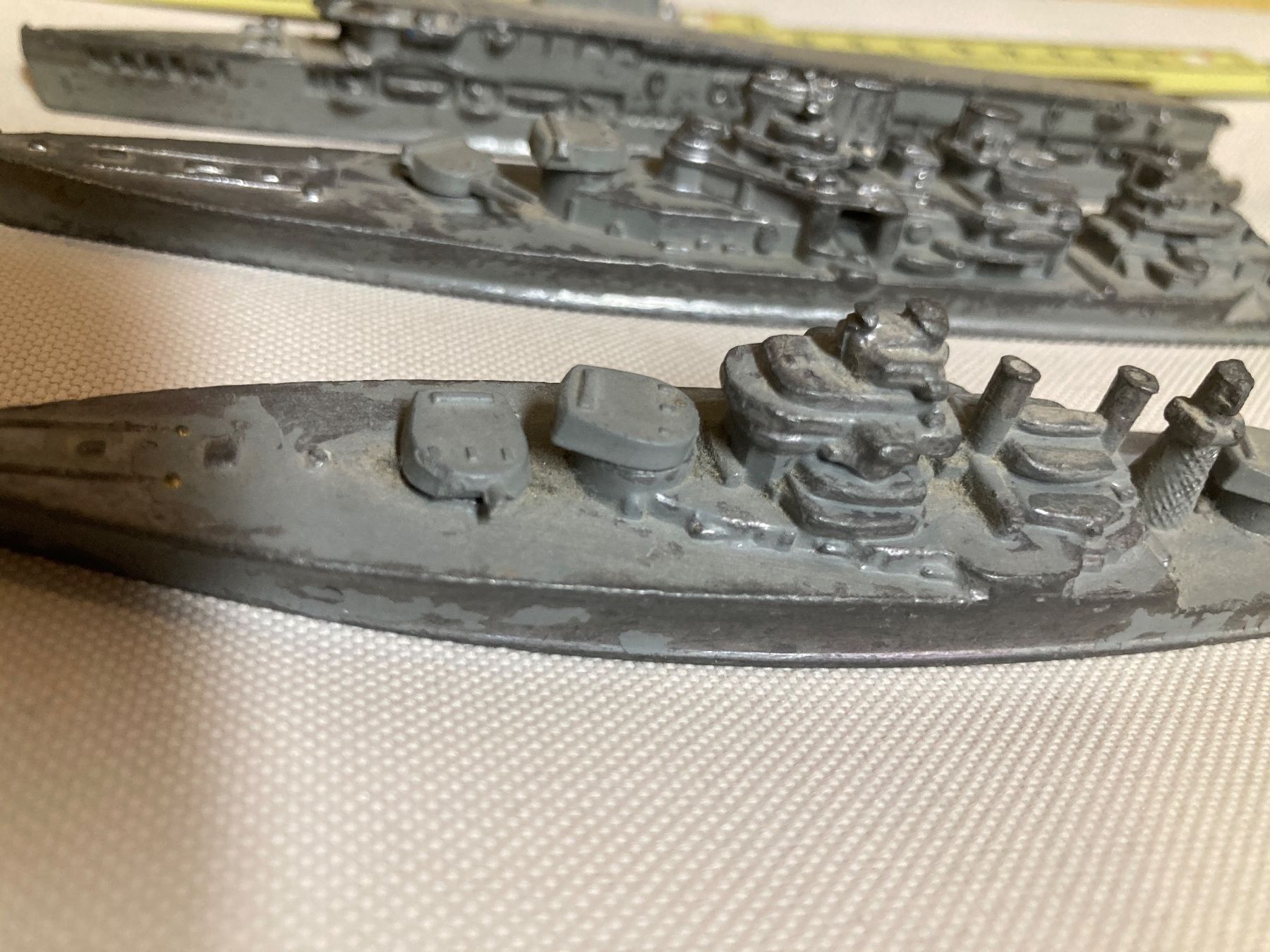 Wiking Kit di modellismo & Modellini statici: KRIEGSSCHIFFE WIKING MODELL – Usato da Luzern venduto da felicebruno 1
