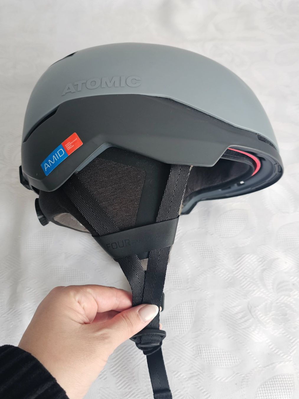 Atomic Caschi: Atomic Laax Skihelm Gr 3 – Usato da Bronschhofen venduto da Xena37 4