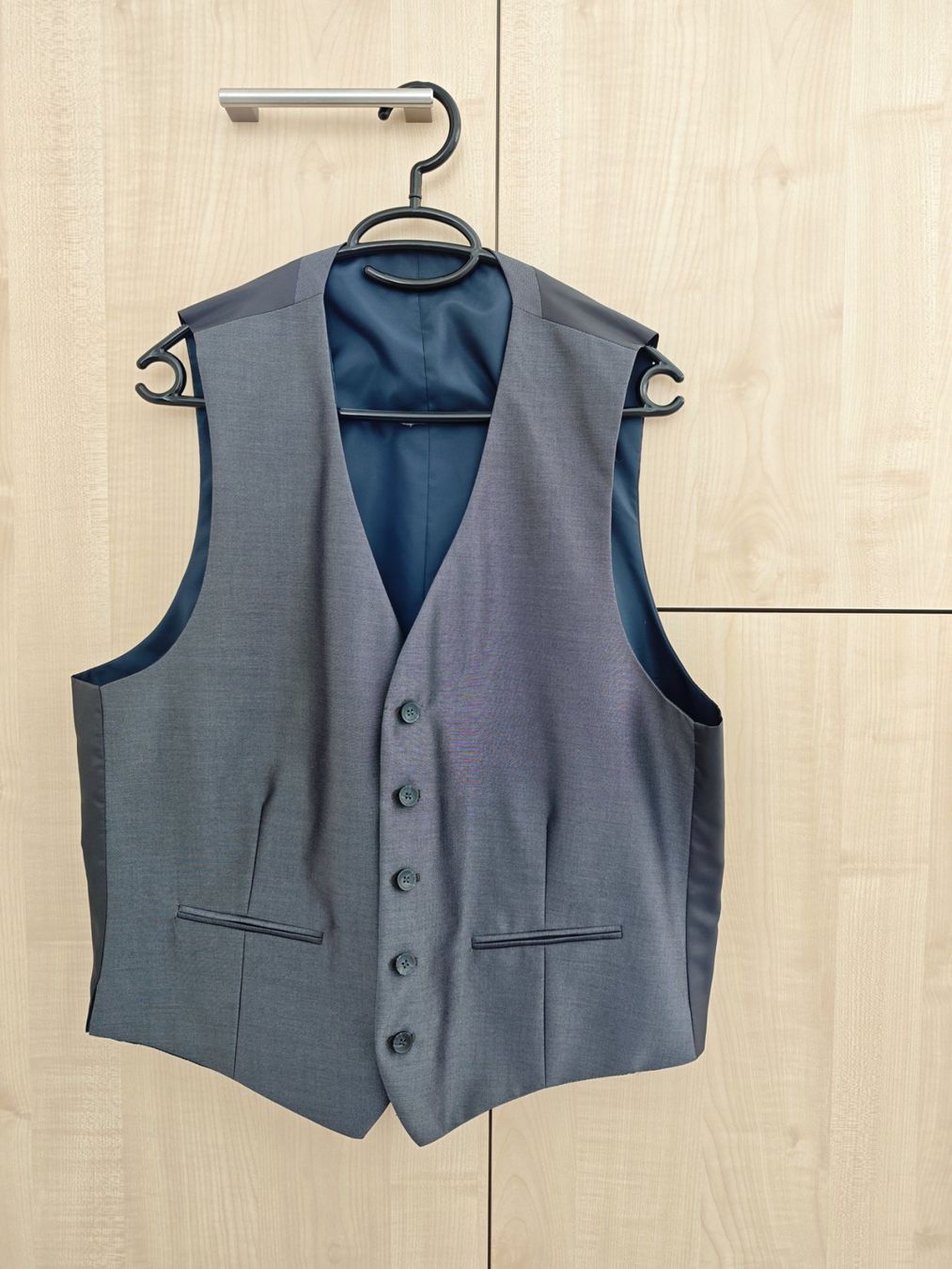 C&A Completi: Anzug Set 3-teilig Blazer/Weste/Hose – Usato da Stetten AG venduto da Jandacho 1