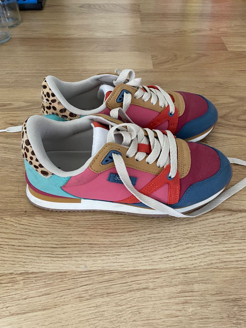 Scarpe da uomo: Sneakers Gr. 38 von Odaje – Usato da Winterthur venduto da matou.53 2