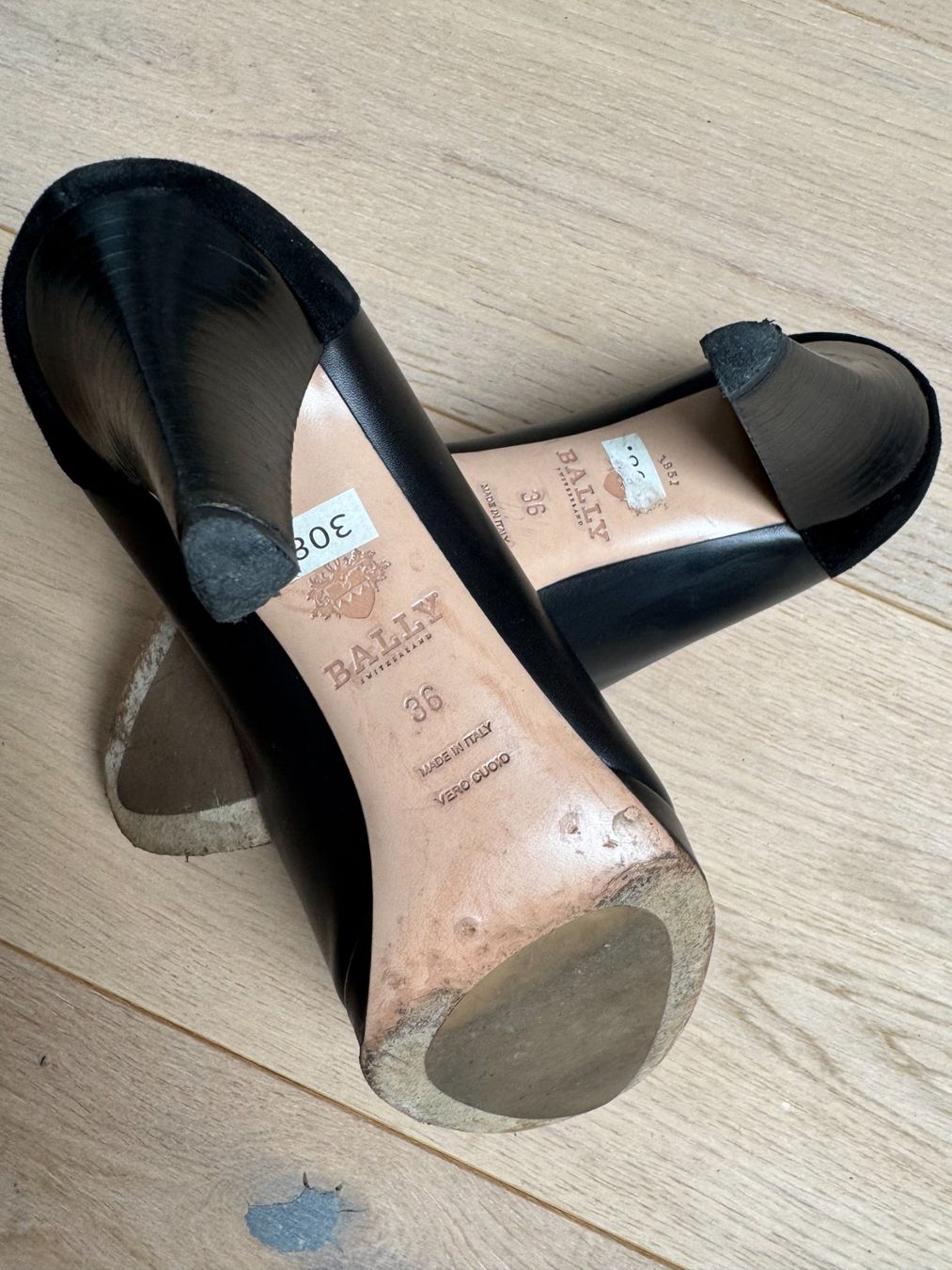 Bally Damenschuhe: BALLY  Pumps Gr. 36, schwarz echt Leder – Gebraucht aus Siebnen von Trans-Am 4