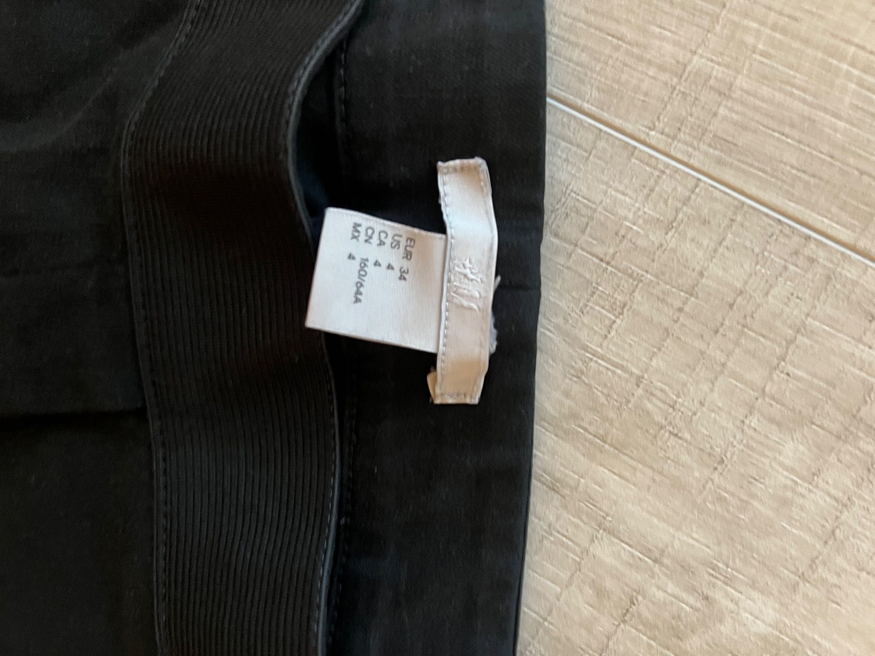 H&M Hosen: Stoffhose 34 H&M – Gebraucht aus Schafisheim von inf_5dtw 2