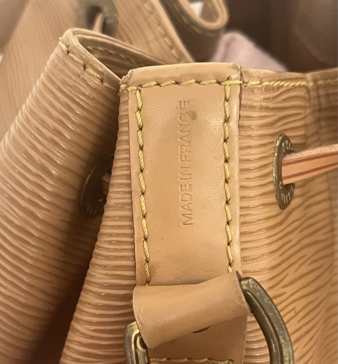 Louis Vuitton Borse da donna: Louis Vuitton Petit SAC -Epi Leder/ beige – Usato da Basel venduto da marinaliane 4