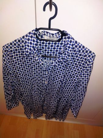 Peter Hahn Damenbluse, Gr. 40, blau/weiss gepunktet