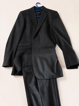 Costume homme noir rayé deux pièces taille standard