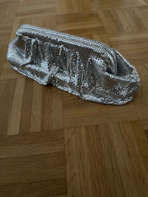 Borse da donna: Silber-Tasche, NEU! – Nuovo (secondo la descrizione) da Walenstadt venduto da ricamul 7