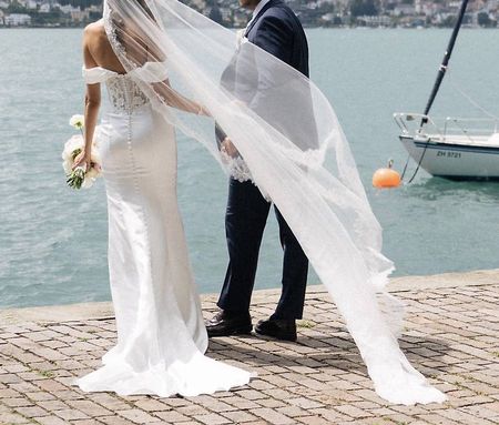 Brautkleid Essence of Australia und Schleier
