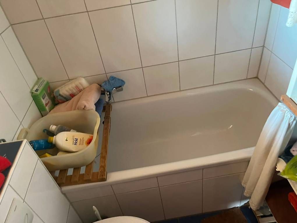 Badewannen: Gebrauchte Badewanne  – Gebraucht aus Hägendorf von phi_6sbl