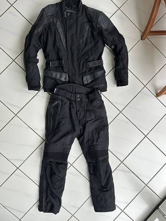 Richa Motorradkombi Schwarz Grösse M, sehr guter Zustand