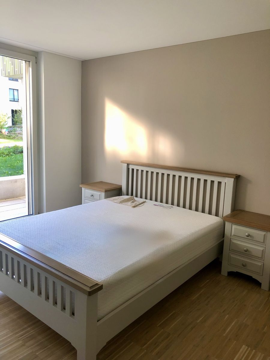 Letti: Bedroom Furniture Set  – Usato da Thalwil venduto da amy_pjw