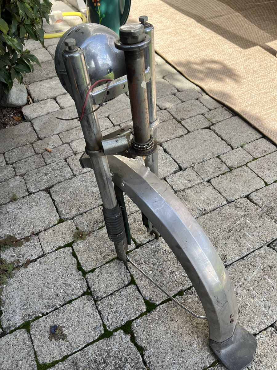 Puch Cyclomoteurs: Puch Maxi Gabel Schutzblech Lampe Töffli Mofa – D'occasion à Sempach par Brun1979 1