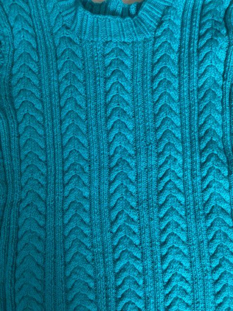 Maglioni & Felpe: Handgestrickter Pullover in Größe 36/38. – Nuovo (secondo la descrizione) da Lausanne 26 venduto da anaxena 1