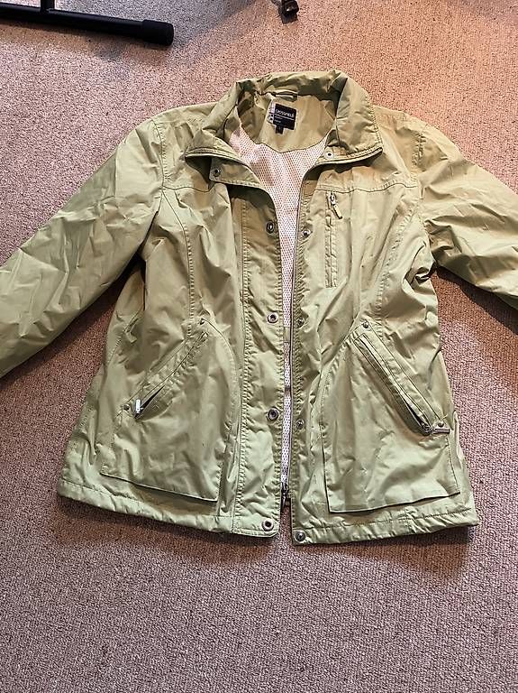 Vestes: Frühlings tauglich  – D'occasion à Baden par sylivianne