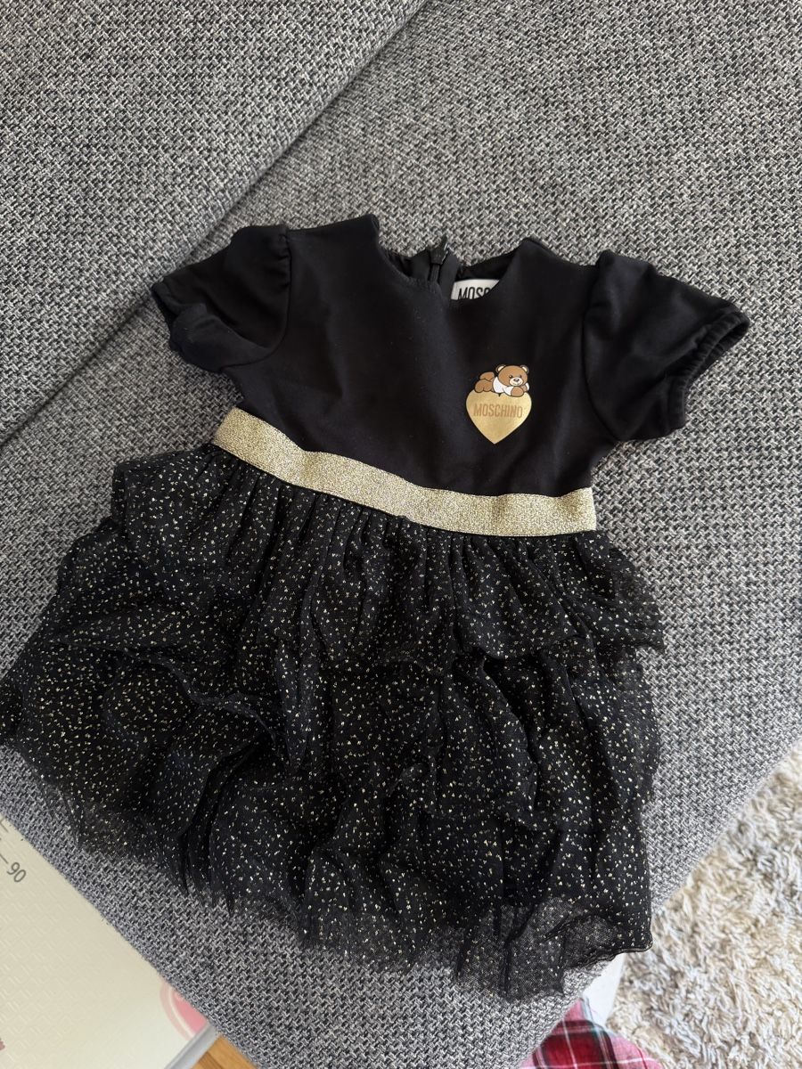 Moschino Robes et jupes: MOSCHINO – Neuf (Voir description) à Horgen par mariia_01