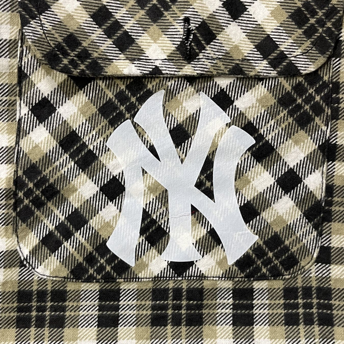 Top: Y2K Longsleeves Top (XL) – Nuovo (secondo la descrizione) da Chamoson venduto da Sapoloshop 1