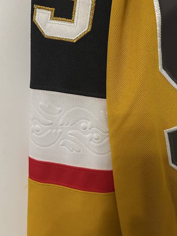 Leibchen & Hosen: Vegas Knights #93 Marner Jersey – Gebraucht aus Effretikon von PrimeTimeB 2