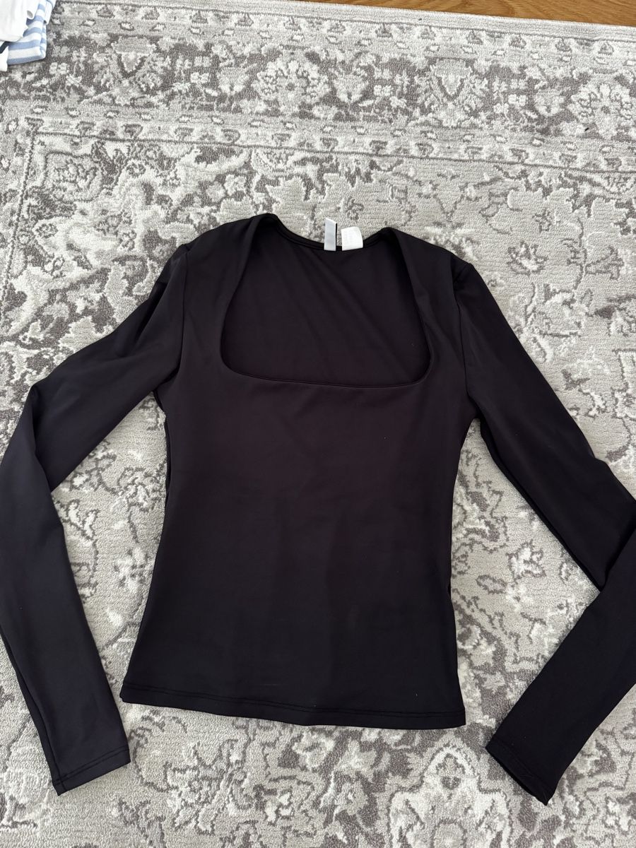 H&M Top: Oberteil Langarm – Usato da Schaan venduto da kri_tsw8
