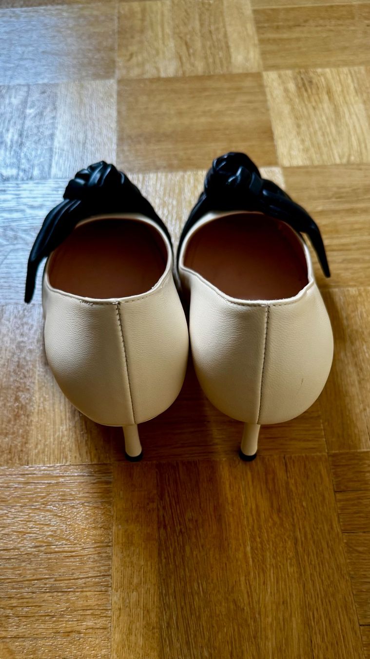 Bally Scarpe da donna: Bally Escarpin Beige Chaussure – Nuovo (secondo la descrizione) da Sissach venduto da eva_9529 1