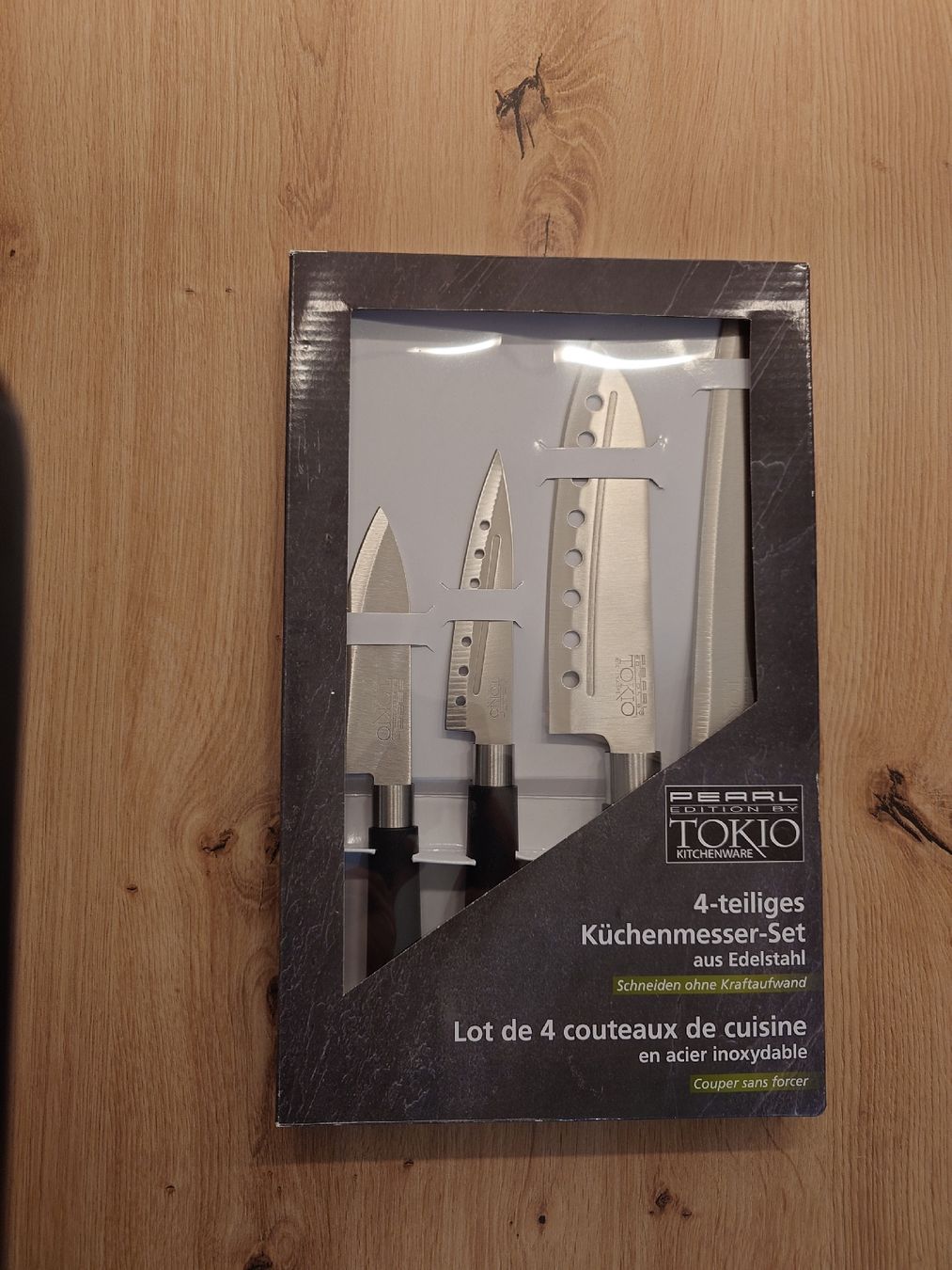 Küchenmesser: 4 teiliges Küchenmesserset Tokio Kitchenware – Neu und originalverpackt aus Bätterkinden von Grooovy