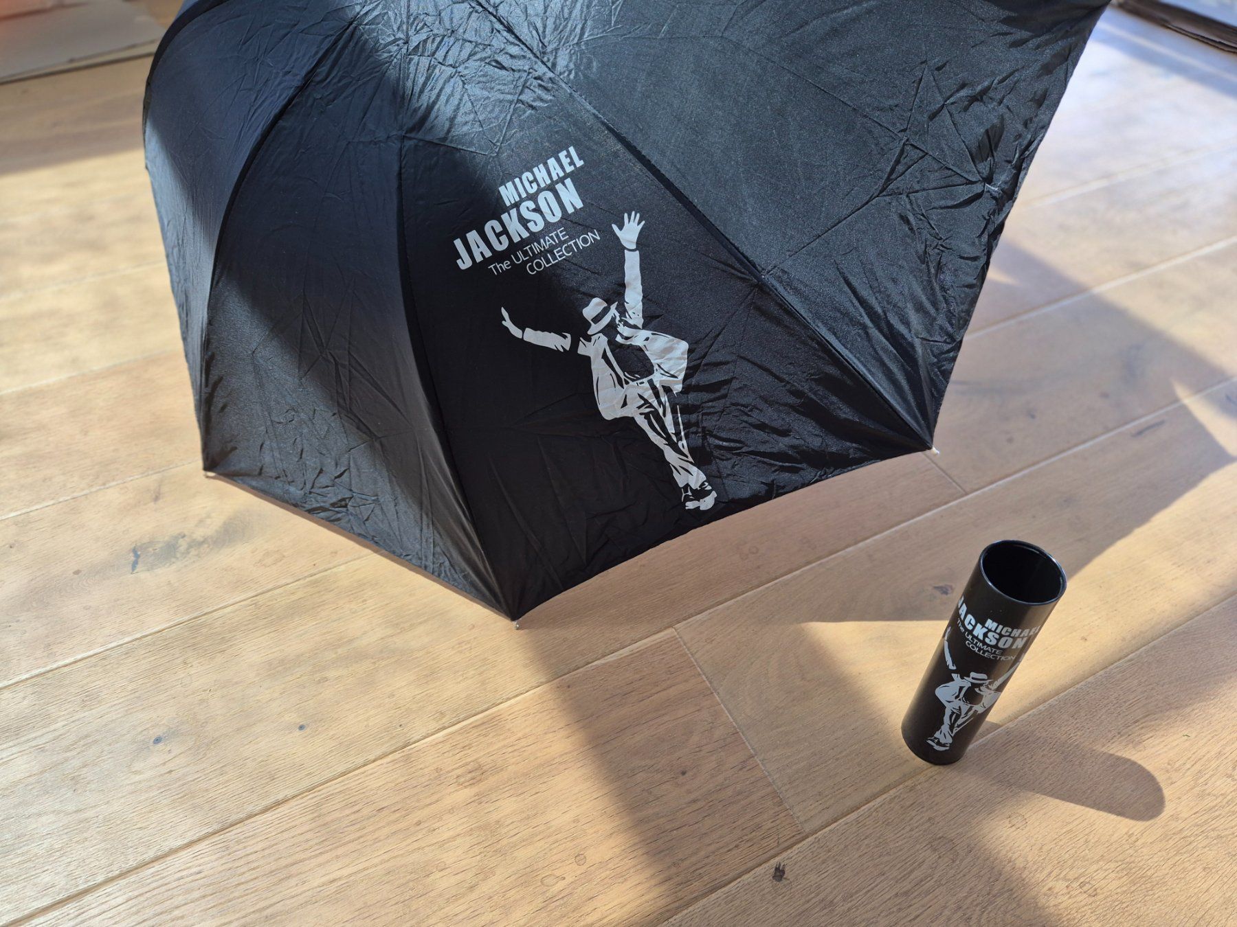 Ombrelli: Parapluie Michael Jackson The Ultimate Collection noir – Usato da Savièse venduto da coeur88 2