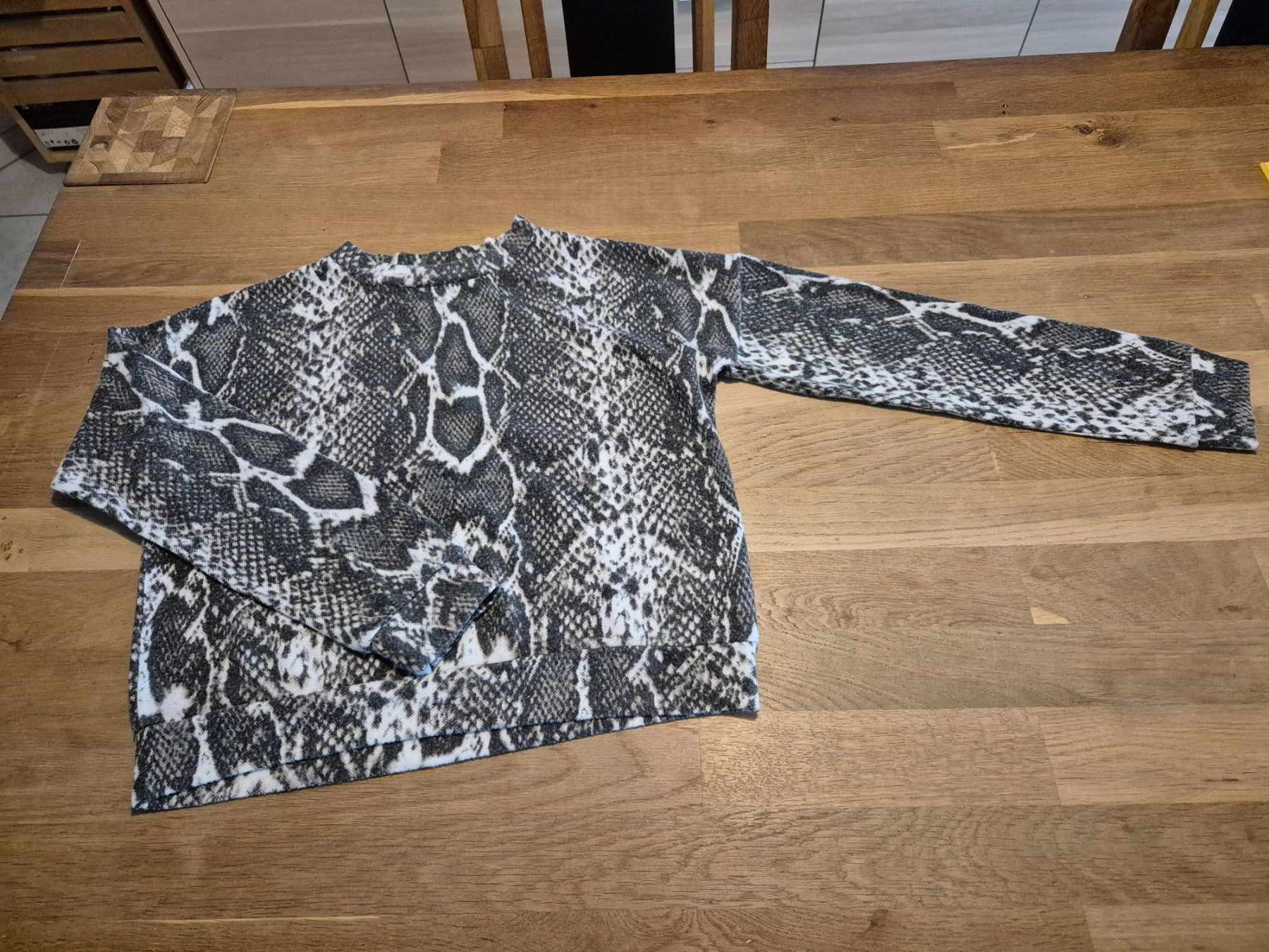 Maglioni & Felpe: kurzes Sweatshirt Gr. XS – Nuovo (secondo la descrizione) da Urtenen-Schönbühl venduto da Lari1