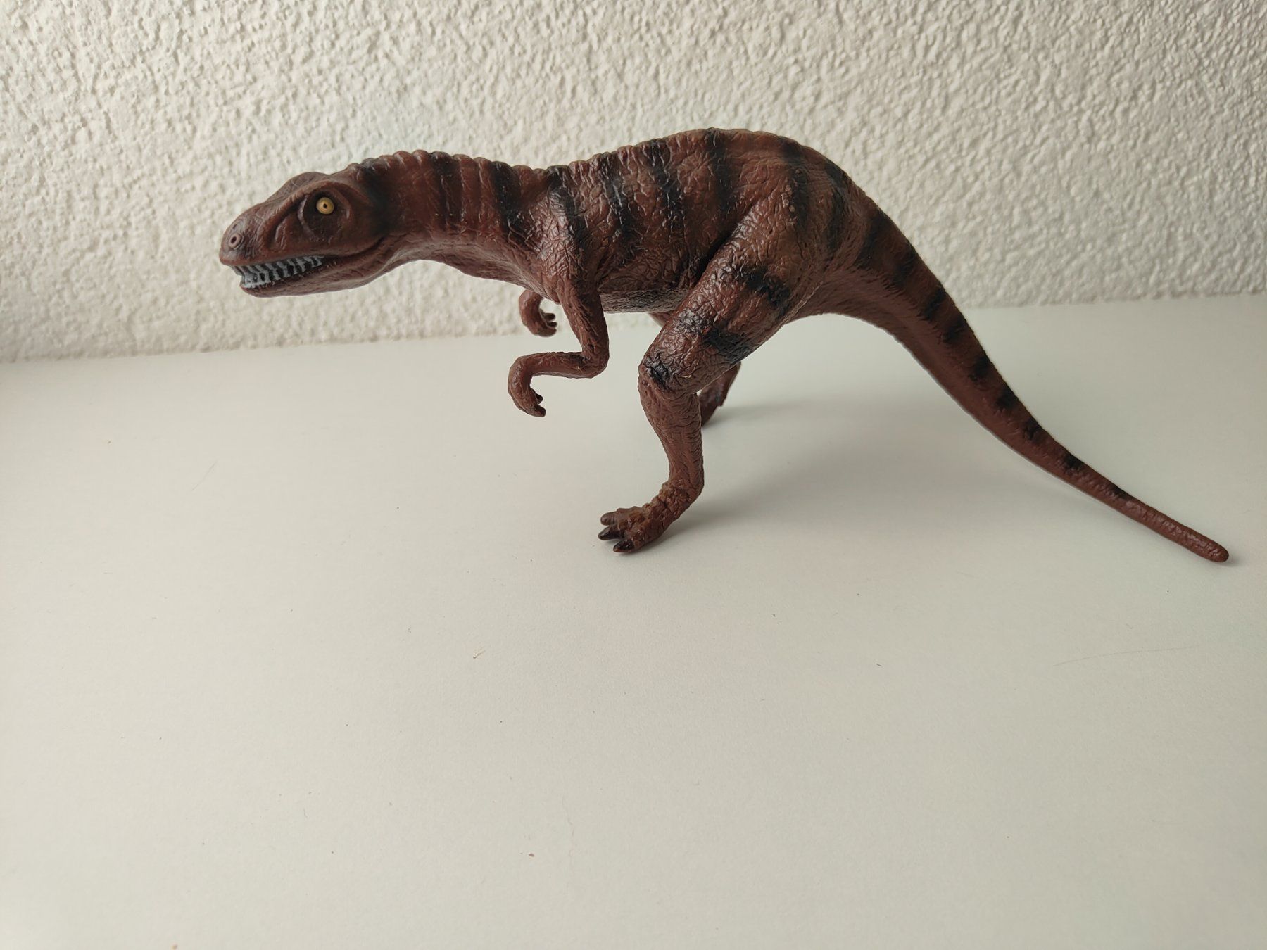 Schleich Statuette: Schleich Allosaurus Dinosaurier 2001 – Usato da Thalwil venduto da FigurenFreunde