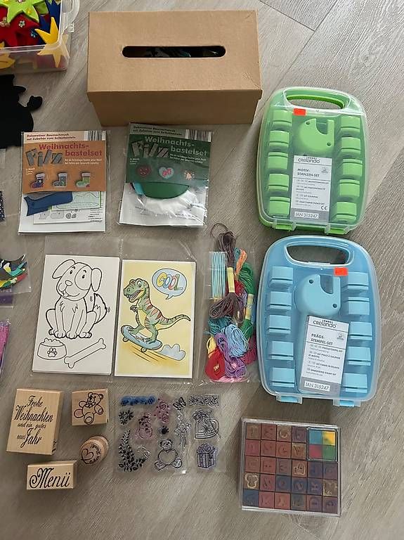 Kit bricolage: Motiv Stanzer Set, Präge Stempel Set, Muster Scheren... – Usato da Arbon venduto da Tschu79 1