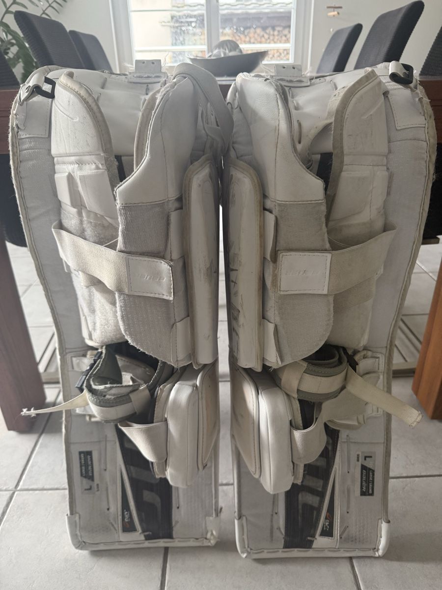 Bauer Protezioni & Imbottiture: Bauer Supreme 3S Beinschoner – Usato da Pfyn venduto da thi_rs87 5