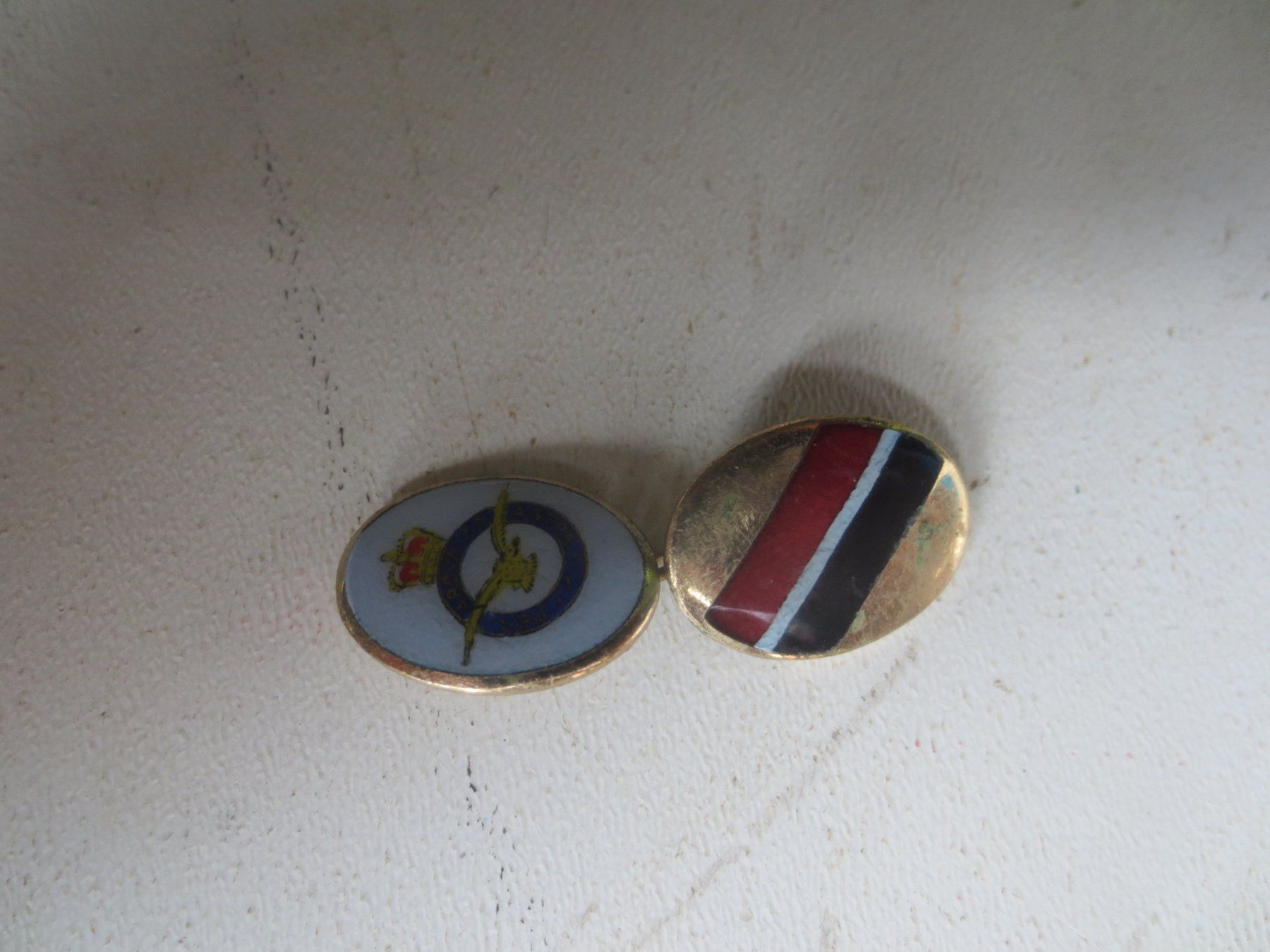 Bottoni: Schmuck – Usato da Weier im Emmental venduto da waefler03