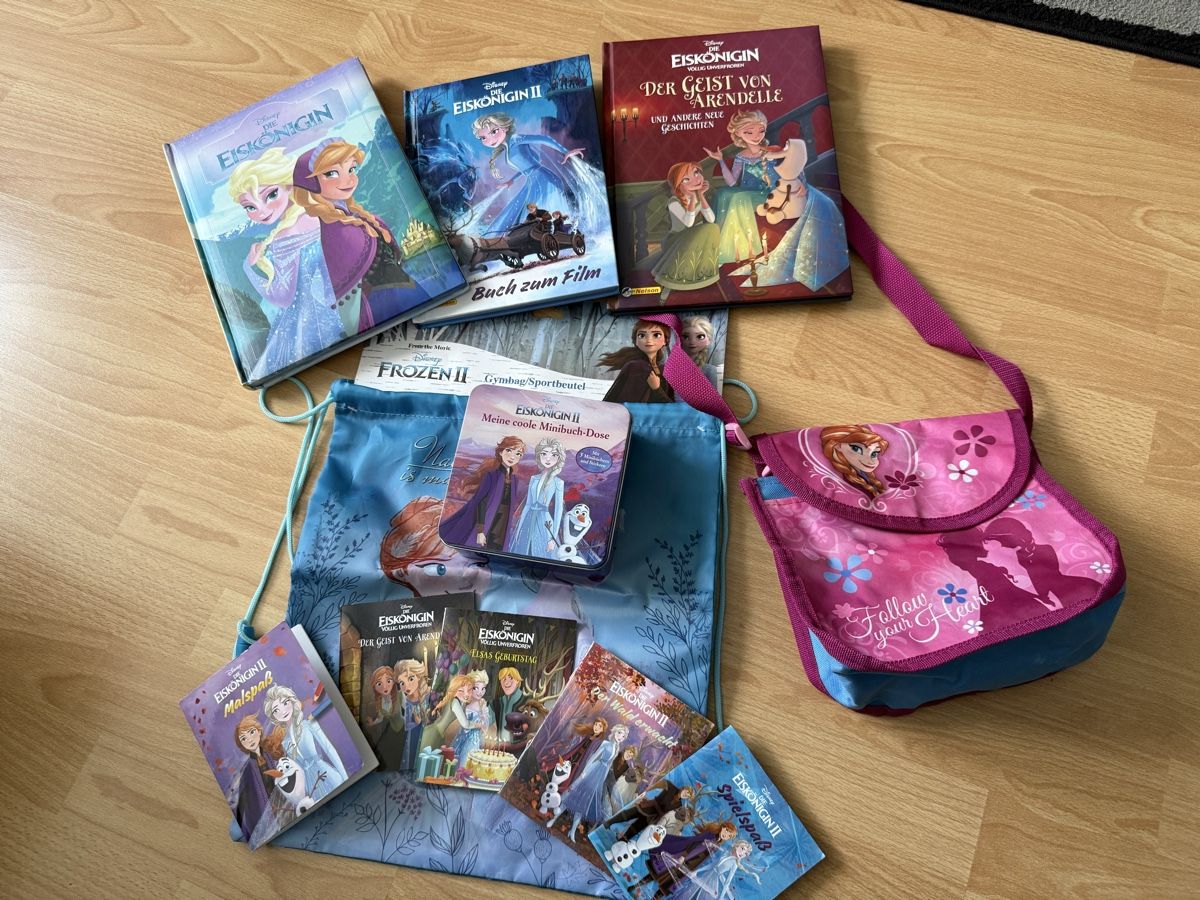 Bücher: Disney Eiskönigin Set Bücher – Gebraucht aus Chur von Tsambiko