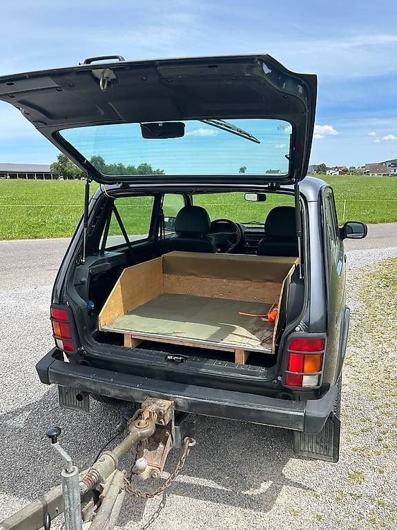 Automobili: Lada TAIGA 4x4  – Usato da Wallenwil venduto da clmasime 2