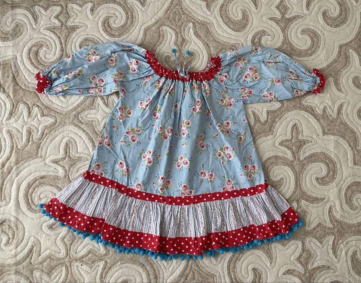 Tuniche: Blumentunika mit Puffärmeln, Grösse S/M – Nuovo (secondo la descrizione) da Maur venduto da my_private_sale