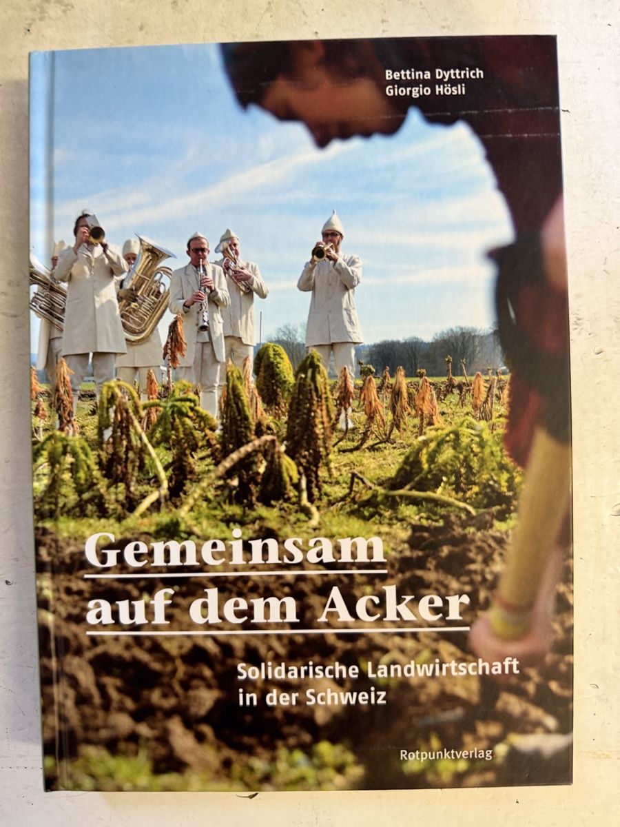 Livres: Gemeinsam auf dem Acker – D'occasion à Dietikon par Buchantiqdietikon