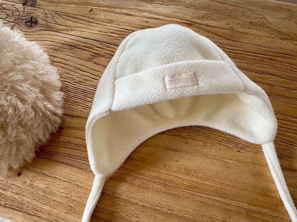 Berretti & Sciarpe: Newborn Mütze – Usato da Langenthal venduto da InteriorN 1