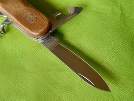 BKW Victorinox Delemont Taschenmesser/Holzschalen