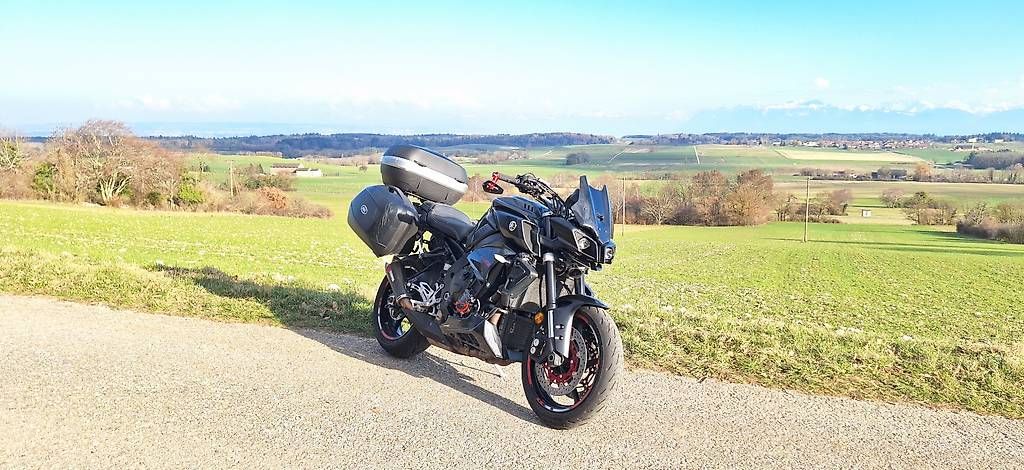 Strada: Yamaha MT 10, année 2017, 33'000km – Usato da Bière venduto da Fatbaz 1