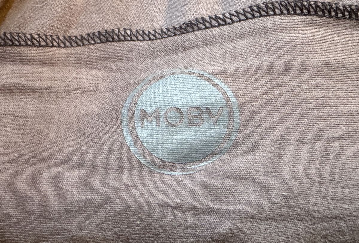 Porte-bébés ventraux & dorsaux: Tragetuch von Moby – D'occasion à Buchen BE par roseg 1