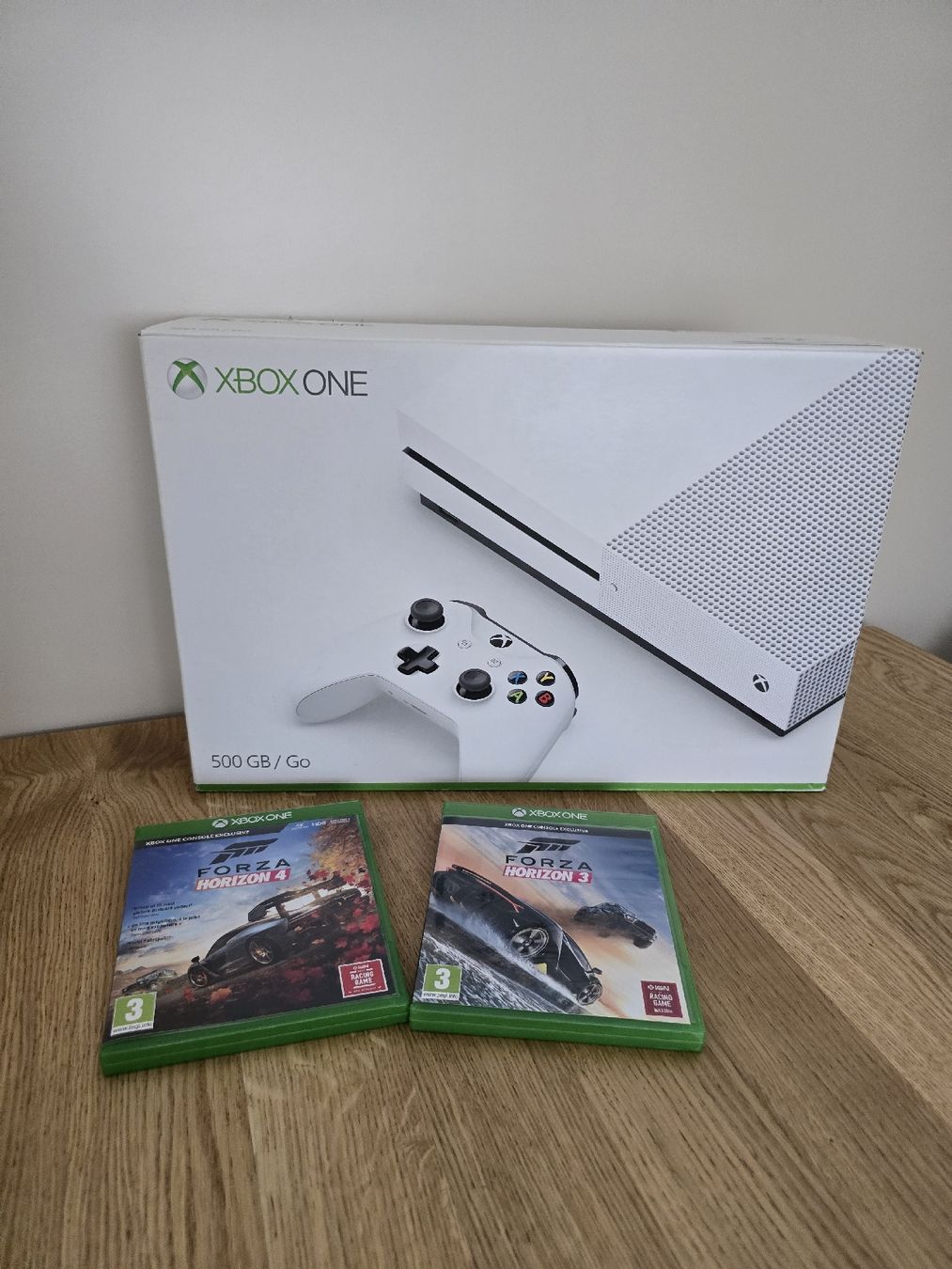 Microsoft Console: XBOX One S inkl. 2 Spiele – Nuovo (secondo la descrizione) da Winterthur venduto da gia.23