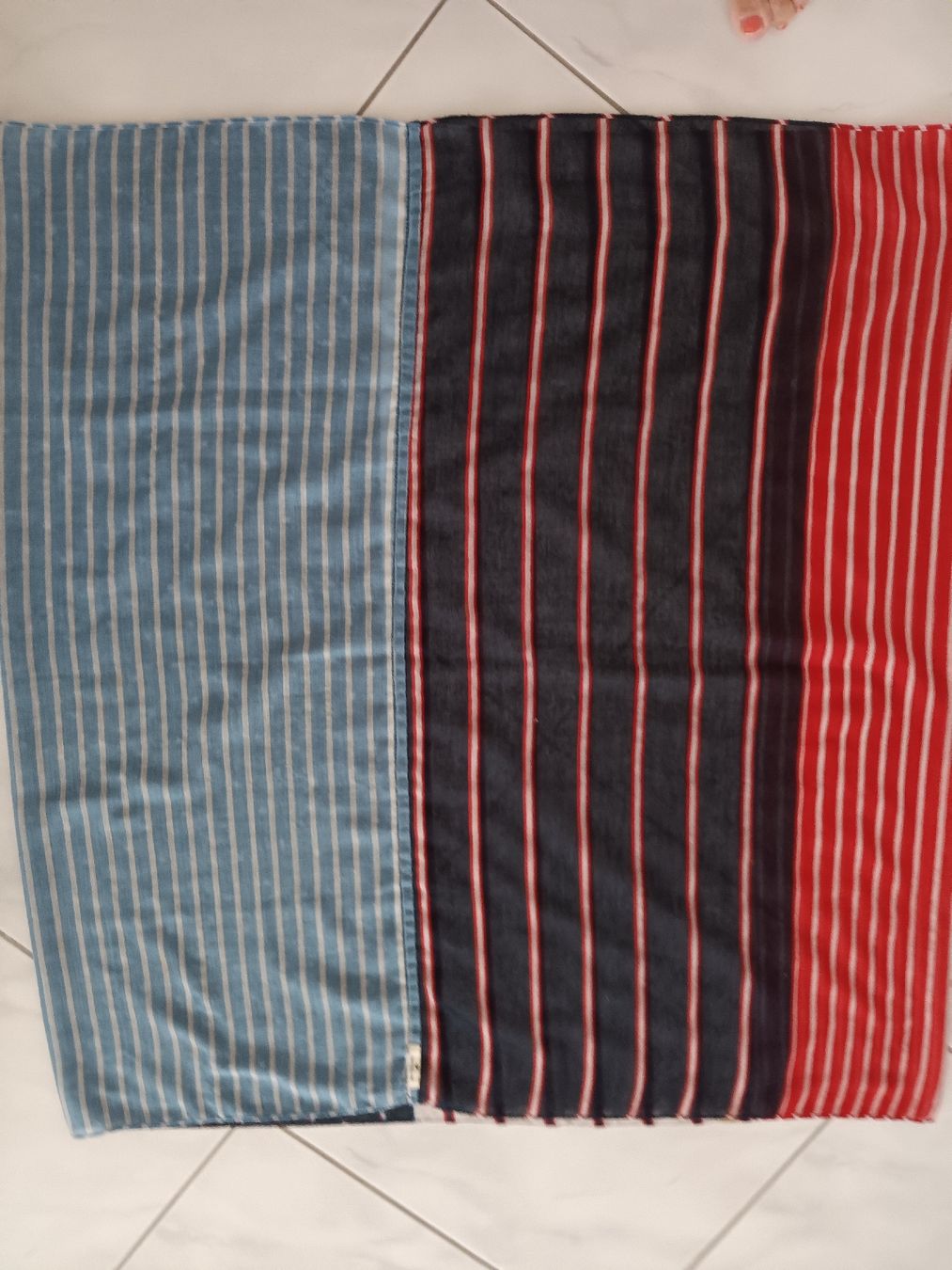 Tom Tailor Foulard & Sciarpe: Tom Tailor Schal, gestreift, neuwertig! – Usato da Stansstad venduto da leoni66 1